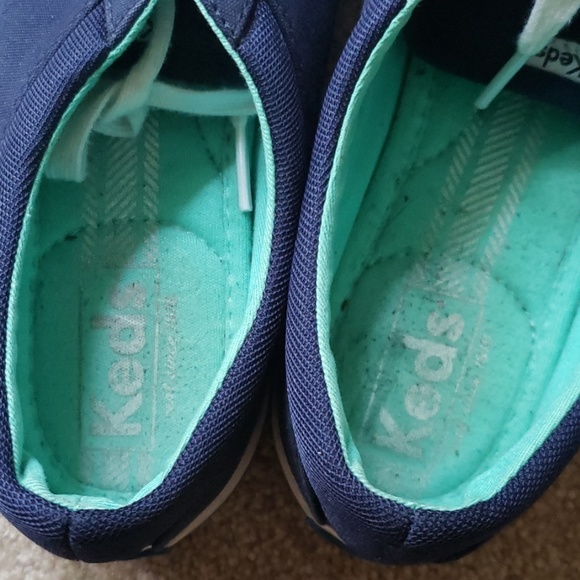 Keds navy and white canvas sneakers size 8 - Picture 2 of 7